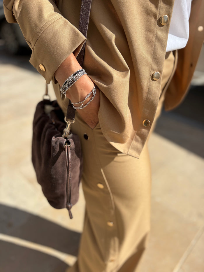 ensemble camel et sac disponible au cerf volant auxerre